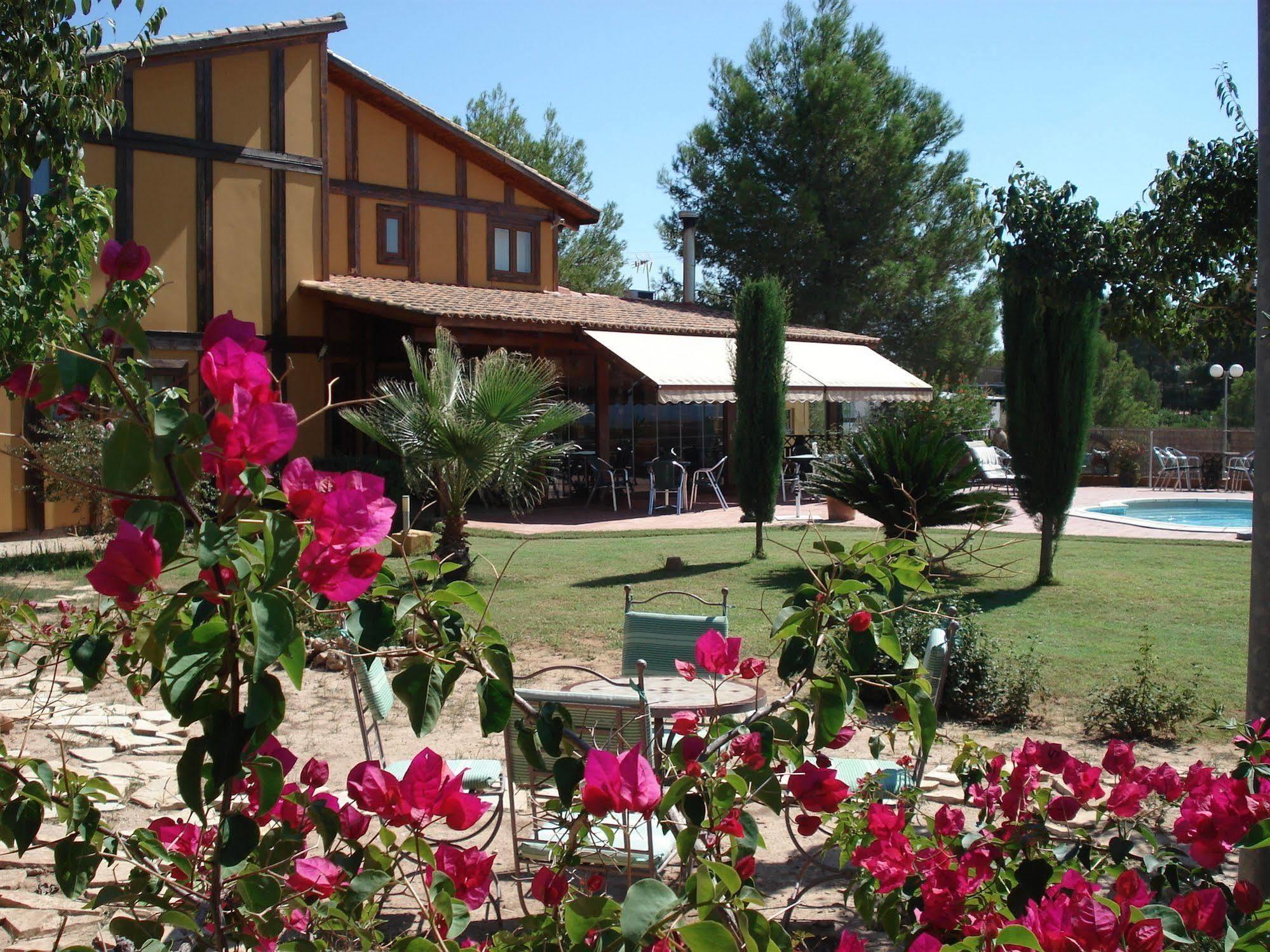 El Raco De La Pintora "Adults Only" Hotel Alberic Kültér fotó